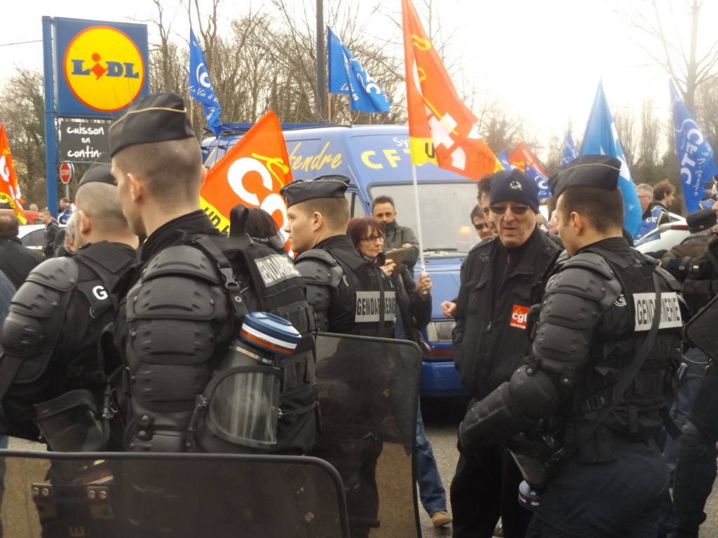 manif12