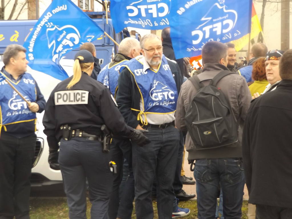 manif8