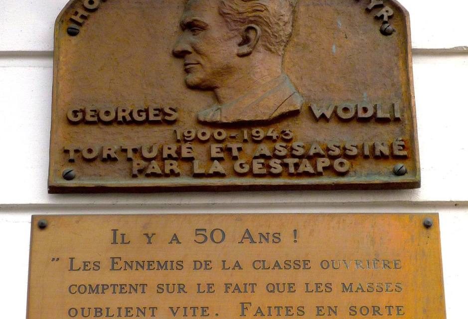 À propos de la traduction de « Heimat untrem Hakenkreuz »