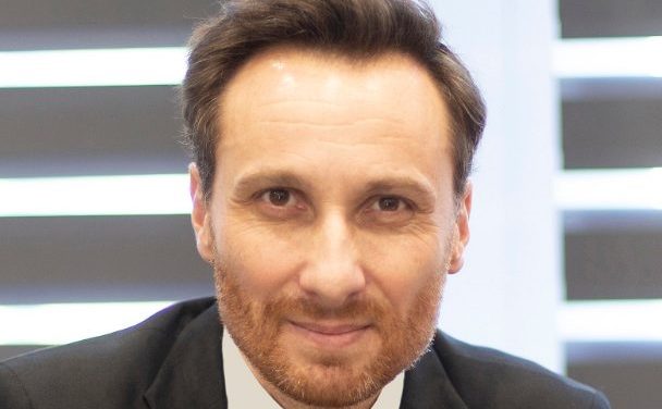 Élections municipales 2020 à Mulhouse : entrevue audio avec Romain Spinali, entre coopérative financière, renouveau économique et partage de la richesse créée…