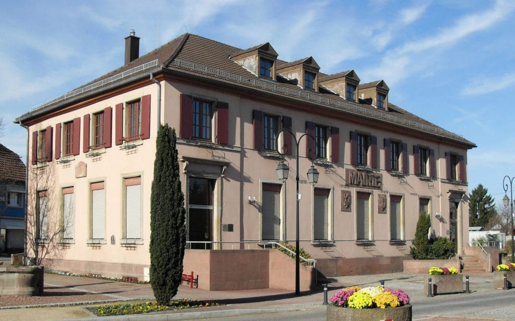 A Sausheim, près de Mulhouse, c&rsquo;est D’r Maire ìn d’r Bubbalaschüal…*
