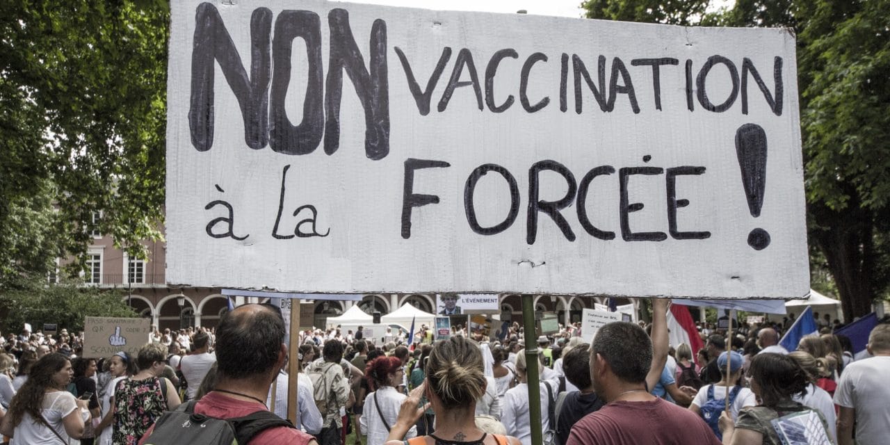 Préavis intersyndical de grève dans le secteur hospitalier, contre le pass sanitaire et les licenciements de personnels, avec une CGT en pointe