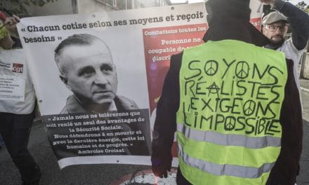 A Guebwiller, près de Mulhouse, le florival en blanc et jaune… et un liseré de rouge !