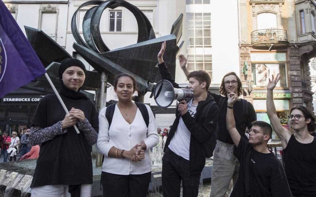 A Mulhouse, une mobilisation pour le droit de grève et les hausses de salaires marquée par l&rsquo;arrestation de 2 jeunes manifestants